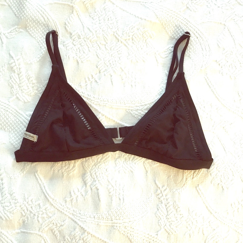 Rhythm bikini top. Black. Size M. New w/o tags